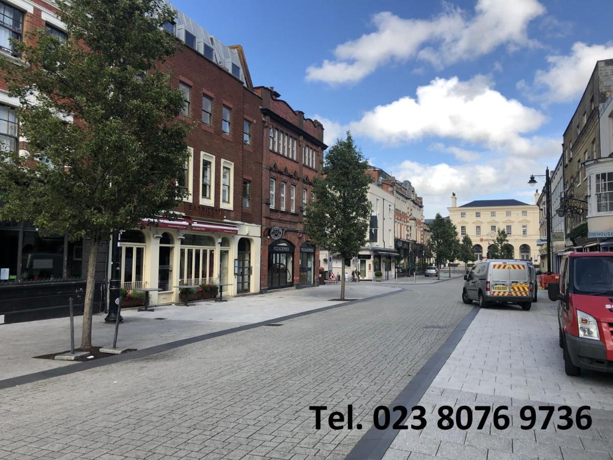 Honest City Centre Apartment 2 Southampton Exteriör bild